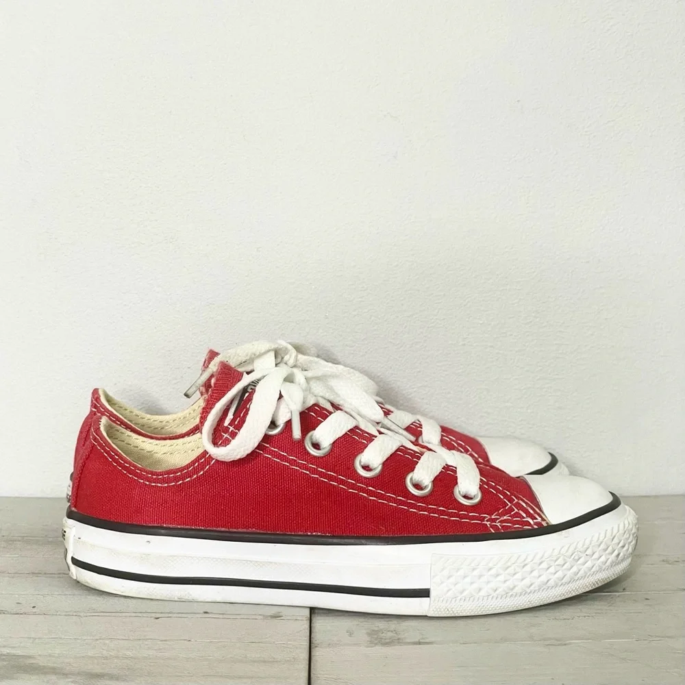 CONVERSE Chuck Taylor All Star Low Top Sneakers
